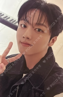 SF9 2026 SEASON'S GREETINGS - Pause & Play YOUNGBIN photocard image