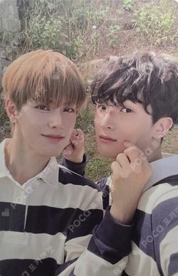 2026 SEASON'S GREETINGS Unit photocard image