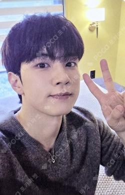 2026 SEASON'S GREETINGS [Re : Member] YOO HWE SEUNG photocard image