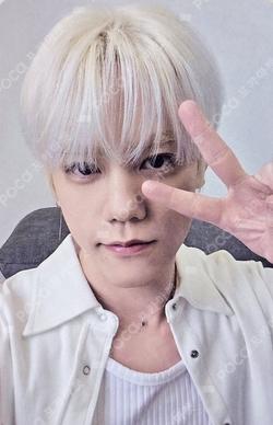 2026 SEASON'S GREETINGS [Re : Member] CHA HUN photocard image