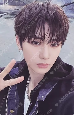 EUPHORIA FREAK ALARM ver. ANXIN photocard image