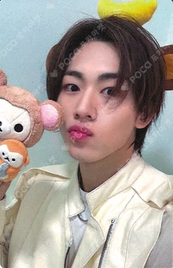 Trophy Hellolive shop