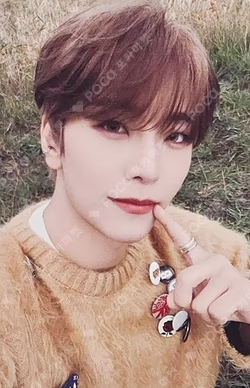 EUPHORIA STAR ROAD ver. MAKESTAR LUCKY DRAW XINLONG photocard image