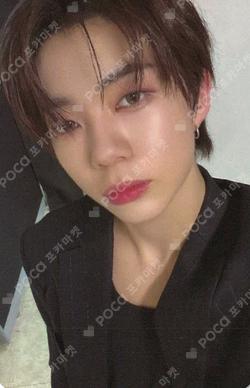 teen8turn POP-UP STORE TRADING CARD