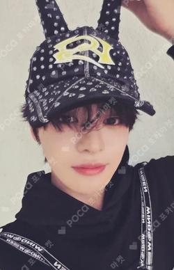 EUPHORIA STAR ROAD ver. APPLEMUSIC LEO photocard image