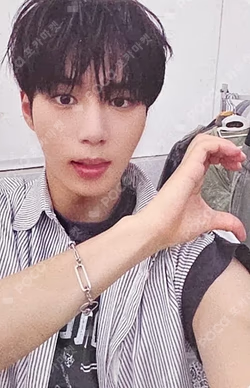 EUPHORIA JEWEL CASE ver. OLIVE YOUNG LUCKY DRAW JUNSEO photocard image