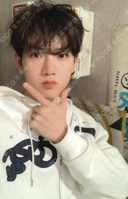 PLEASURE JINGDONG JUNKYU photocard image