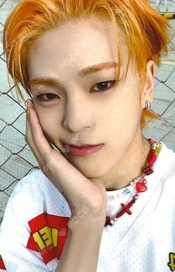 ETERNAL YOUTH : KICK IT EVERLINE Kim Junmin photocard image