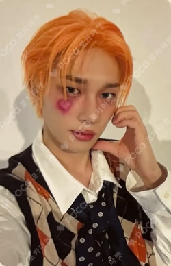 EX hello82 THEO photocard image