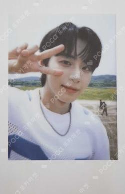 WHO WE ARE POP-UP STORE LUCKY DRAW JEONGWOO photocard image