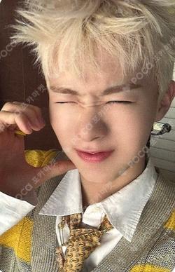 ETERNAL YOUTH : KICK IT BROADCAST WONJUN photocard image