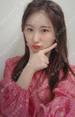BLOOM*IZ I*WAS ver. LEECHAEYEON photocard image