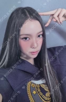 BURNING UP RANDOM TRADING PHOTOCARD Bver. NARIN photocard image