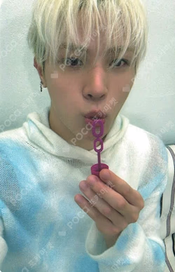 2026 SEASON’S GREETINGS [Offstage : Soft Days] ROOM SPRAY