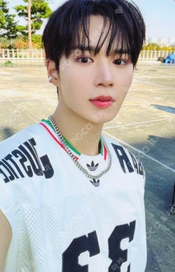 EUPHORIA FREAK ALARM ver. SOUND WAVE JUNSEO photocard image