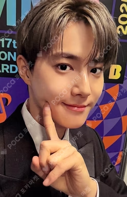 REVERXE Fanshowcase SM STORE WINNER