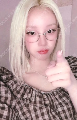 We are KMS YUQI photocard image