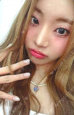 Billlie The 1st Fan-Con ‘Your B, I'm B (Belllie've You)‘ TIN CASE & PHOTOCARD SET SHEON photocard image