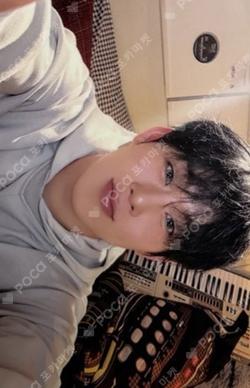 INSANITY BROADCAST JOOHONEY photocard image