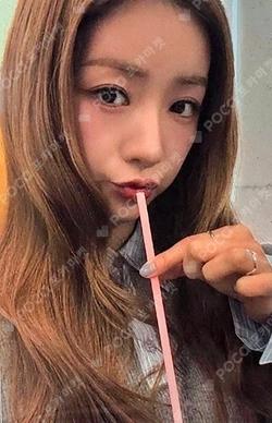 RE : LOVE OFFLINE CAFE EVENT BoMi photocard image