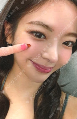 TUNNEL VISION WITHMUU LIA photocard image