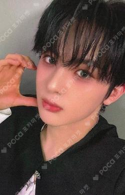 UNDENIABLE EVERLINE LINGQI photocard image