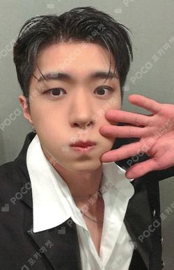 UNBROKEN EVERLINE WYATT photocard image