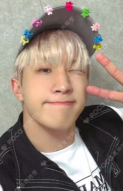 DICE EVERLINE JINJIN photocard image