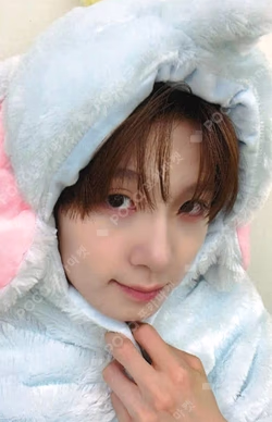 LOUD & PROUD EVERLINE KYRELL photocard image