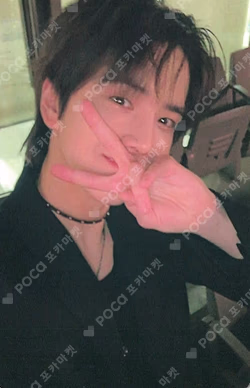 Unexpected YIZHIYU YOUNGHOON photocard image