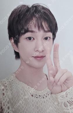 SHINee ONEW photocard image