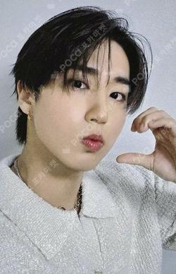 KARMA HMV HAN photocard image