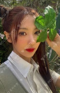 Apocalypse : From us Platform ver. YOOHYEON photocard image