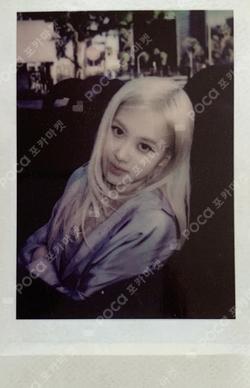 ROSÉ Encore Pop-up in Seoul ’one year of rosie‘ REWARD ROSE photocard image