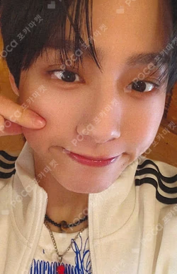 ONEUS 2025 FAN CONCERT 'Between the Earth and the Moon Pt.3' in JAPAN TRADING CARD SET HWANWOONG photocard image