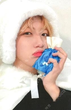 Dare to Crave : Epilogue WITHMUU WONJIN photocard image