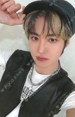 Youth Chapter 3 : ROMANTIC YOUTH WHOSFAN AYDEN photocard image