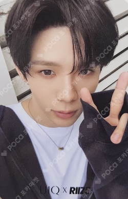 UIQ SHOTARO photocard image