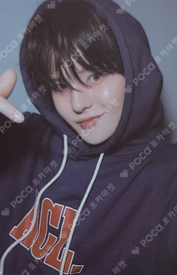 TREASURE X Wonderwall Edition YOSHI photocard image