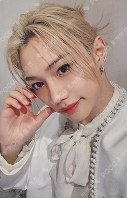 Hollow OFFLINE EVENT FELIX photocard image