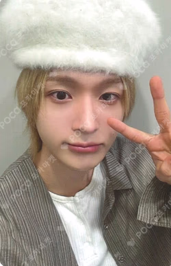 My First Flip WITHMUU Donghwa photocard image