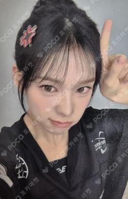 Not Just Pretty POSTERBOOK Ver. EVERLINE LUCKY DRAW Ryu Sa Rang photocard image