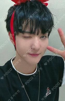 UNDENIABLE JUMP UP Kim Woo Seok photocard image