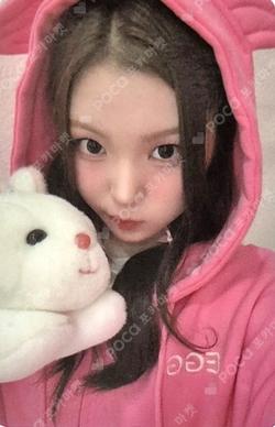 &Our Vibe POP-UP STORE COLLECT BOOK SEUNGJOO photocard image