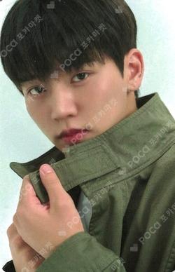 EI8ER LIMITED meets: [OMEGA X] RANDOM TRADING CARD