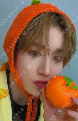 As I am APPLEMUSIC HYUK photocard image