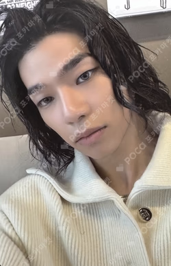 ALLDAY PROJECT IDOUSTAGE LUCKY DRAW TARZZAN photocard image