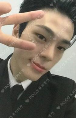 Cut-Out MUSIC KOREA Kim Junmin photocard image