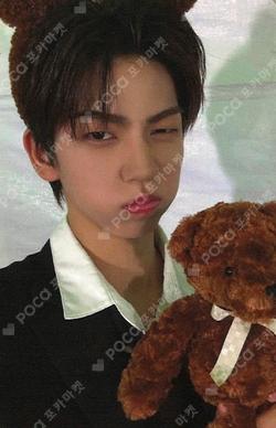 Electric Heart : Born to Glow MAKESTAR HAE MIN photocard image