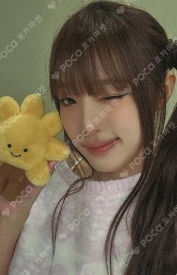 Blooming Wings APPLEMUSIC YENA photocard image